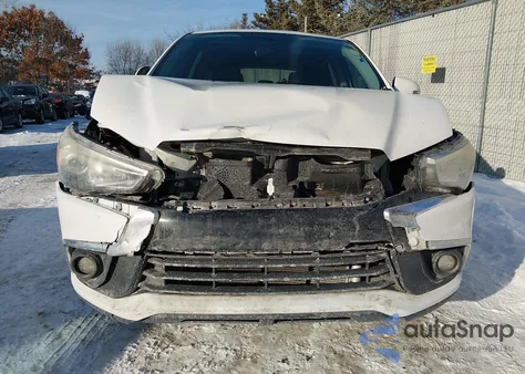 2017 Mitsubishi Outlander Sport 2.0 Le z USA, uszkodzony, nr VIN JA4AR3AU5HZ007766